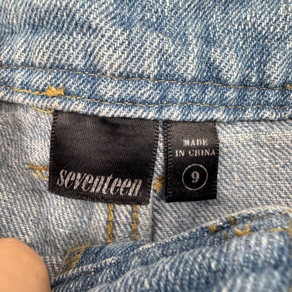 Women Juniors Jeans Shorts size 9 Seventeen American Flag Distressed Cuffed patr - Picture 5 of 10